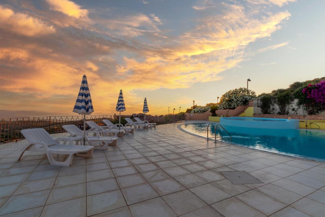 Trinità dʼAgultu Residence Pala Stiddata With Panoramic Swimming Pool المظهر الخارجي الصورة