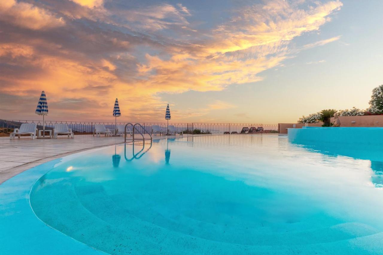 Trinità dʼAgultu Residence Pala Stiddata With Panoramic Swimming Pool المظهر الخارجي الصورة