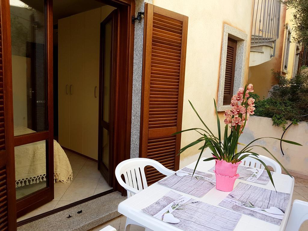 Trinità dʼAgultu Residence Pala Stiddata With Panoramic Swimming Pool المظهر الخارجي الصورة