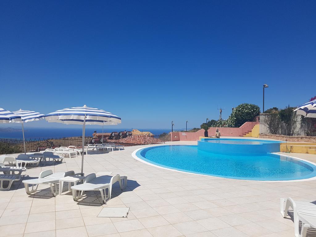 Trinità dʼAgultu Residence Pala Stiddata With Panoramic Swimming Pool المظهر الخارجي الصورة
