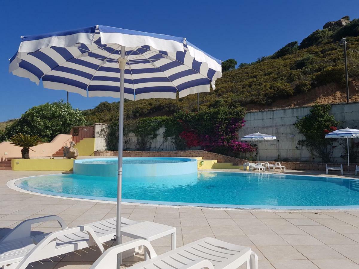 Trinità dʼAgultu Residence Pala Stiddata With Panoramic Swimming Pool المظهر الخارجي الصورة