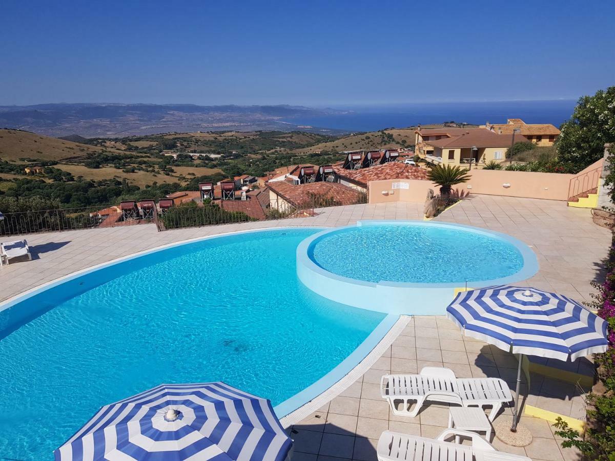 Trinità dʼAgultu Residence Pala Stiddata With Panoramic Swimming Pool المظهر الخارجي الصورة