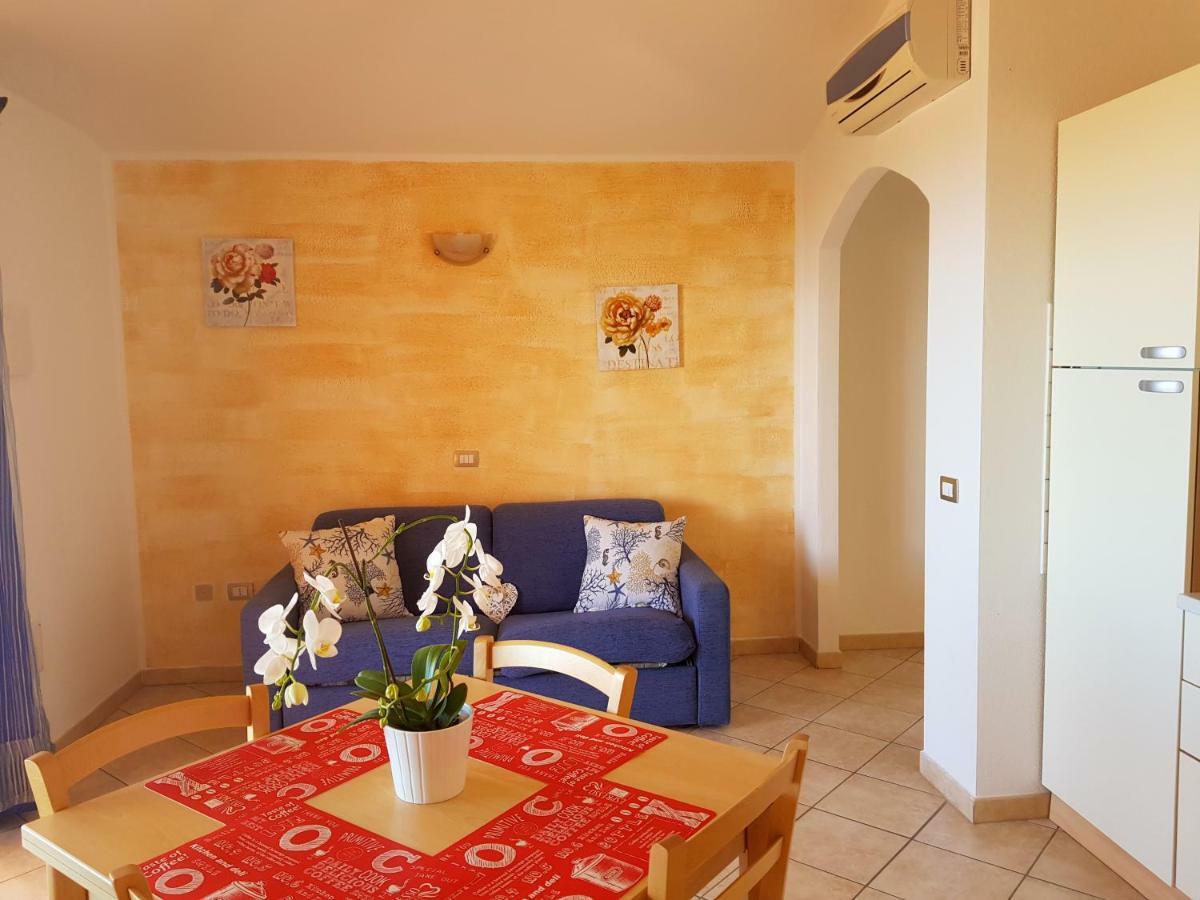 Trinità dʼAgultu Residence Pala Stiddata With Panoramic Swimming Pool المظهر الخارجي الصورة