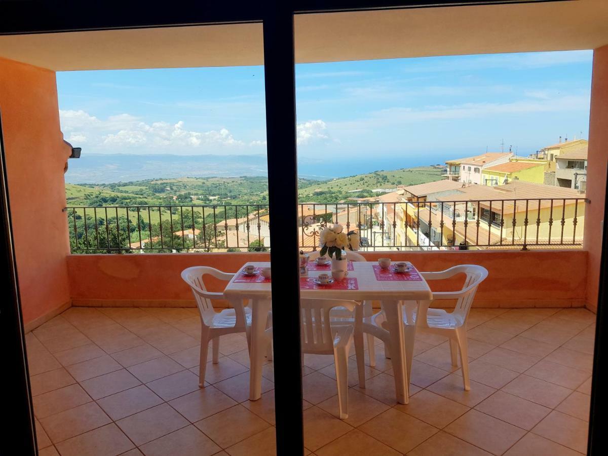 Trinità dʼAgultu Residence Pala Stiddata With Panoramic Swimming Pool المظهر الخارجي الصورة